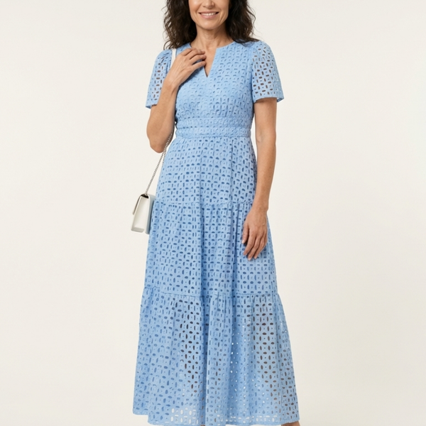 Célestine | Robe Maxi Broderie Anglaise Élégance Pure