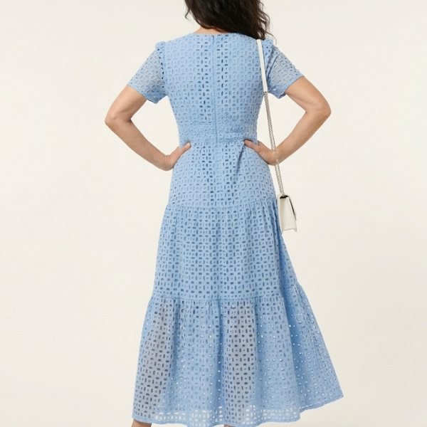 Célestine | Robe Maxi Broderie Anglaise Élégance Pure