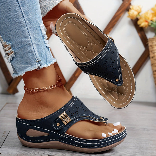 Léonie | Sandales Compensées Ajourées Tong Chic